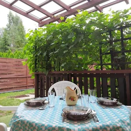 Przytulny W Nadolu, Blisko Debki I Bialogora * Nadole (Pomerania)