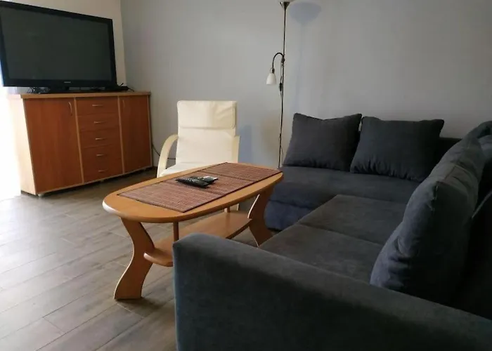 Przytulny W Nadolu, Blisko Debki I Bialogora *