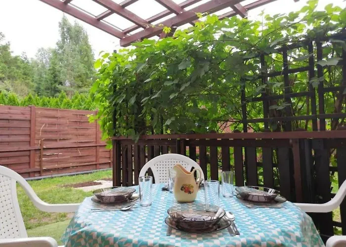 Przytulny W Nadolu, Blisko Debki I Bialogora * Nadole (Pomerania)